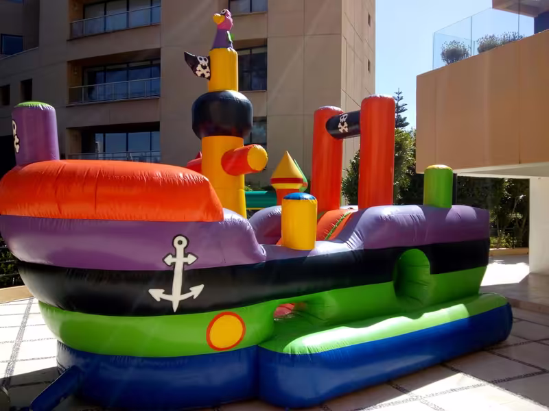 Inflable de piratas para cumpleaños de niños