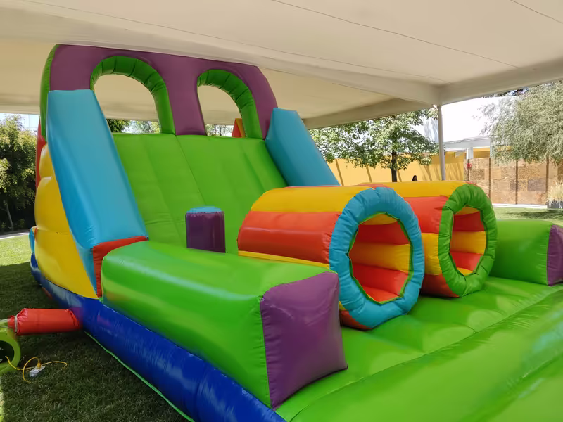 Inflable Extrem con tobogán de altura, renta en CDMX
