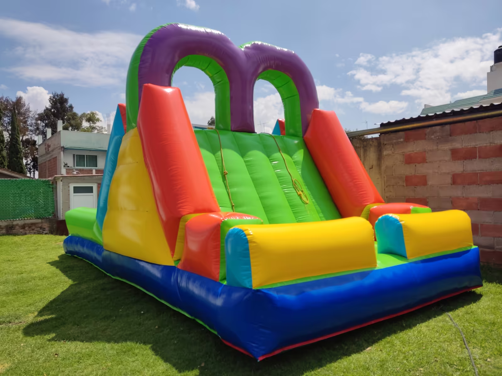 Inflable grande Extrem de 7 metros de largo