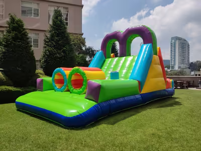 Inflable con tobogán de adrenalina para niños en CDMX