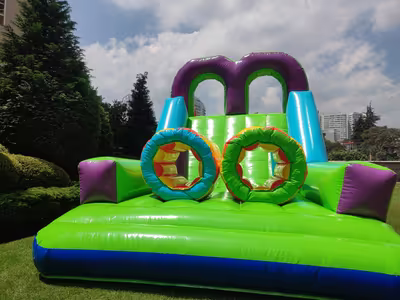 Renta del brincolín Extrem para evento escolar