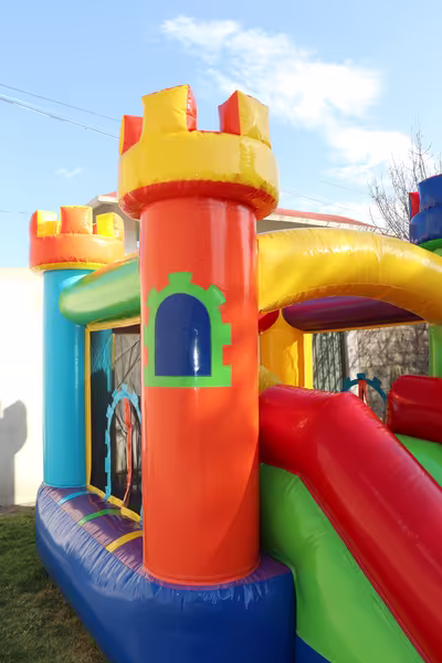 Cumpleaños de niños con inflable montado en CDMX