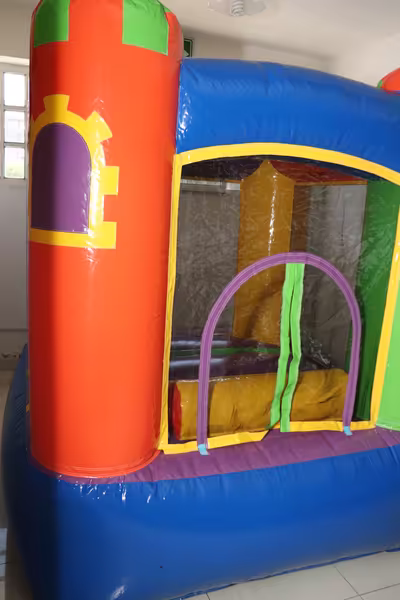 Cumpleaños de niños con inflable montado en CDMX