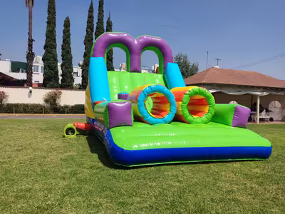 Kermés escolar con inflable en CDMX